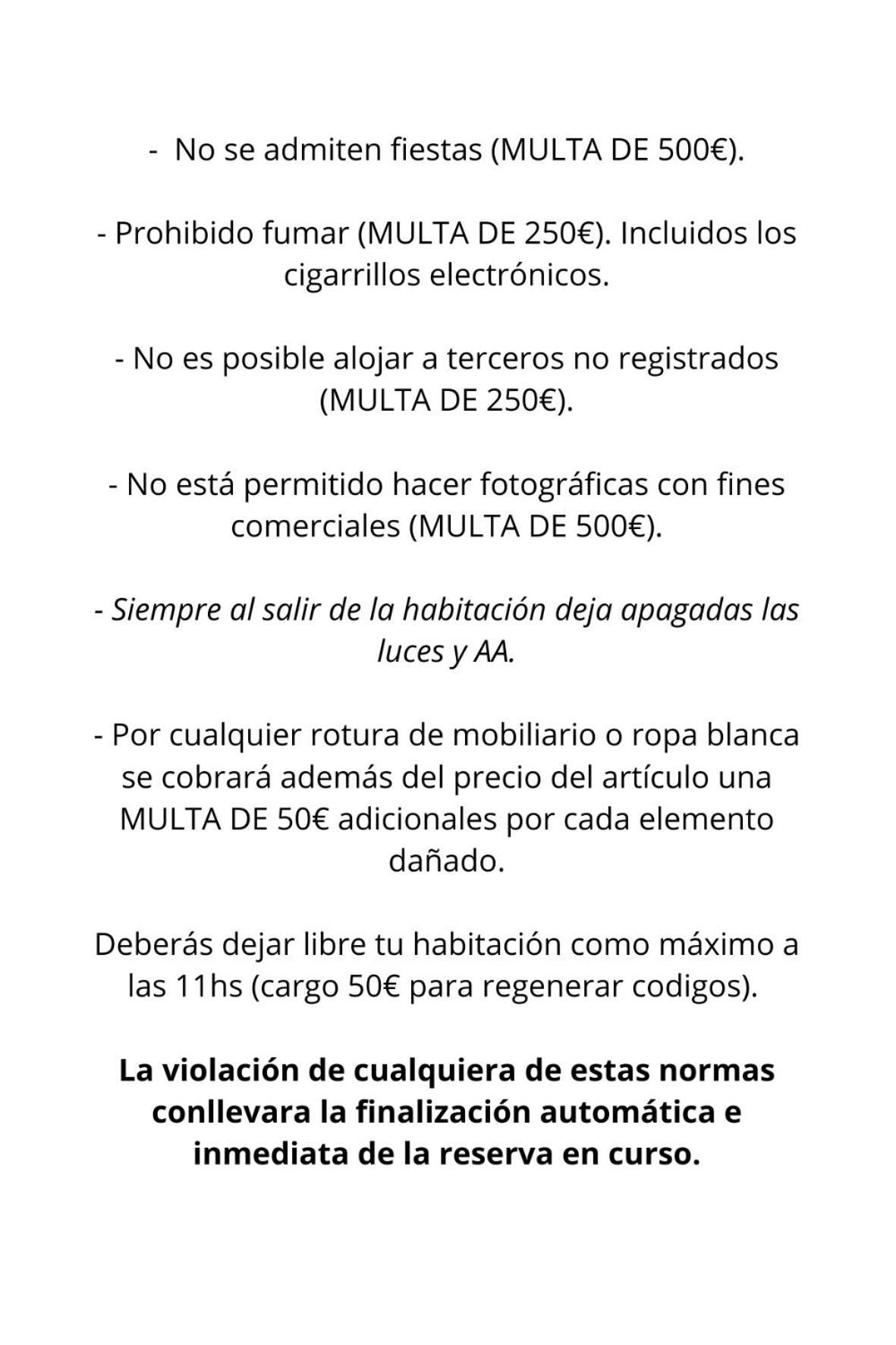 Hostal Y Apartamento Moli De Mar يوريت دي مار المظهر الخارجي الصورة