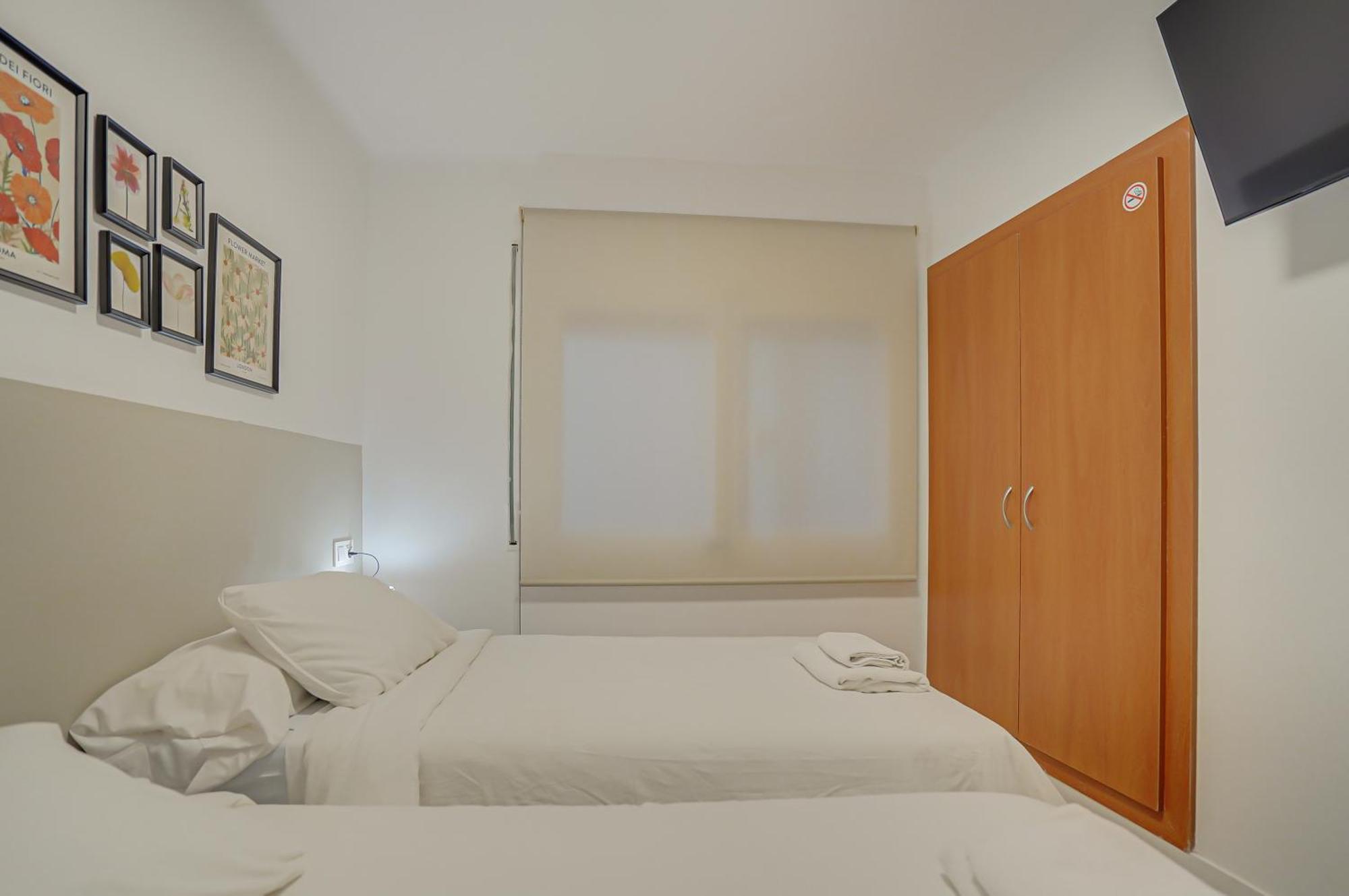 Hostal Y Apartamento Moli De Mar يوريت دي مار المظهر الخارجي الصورة
