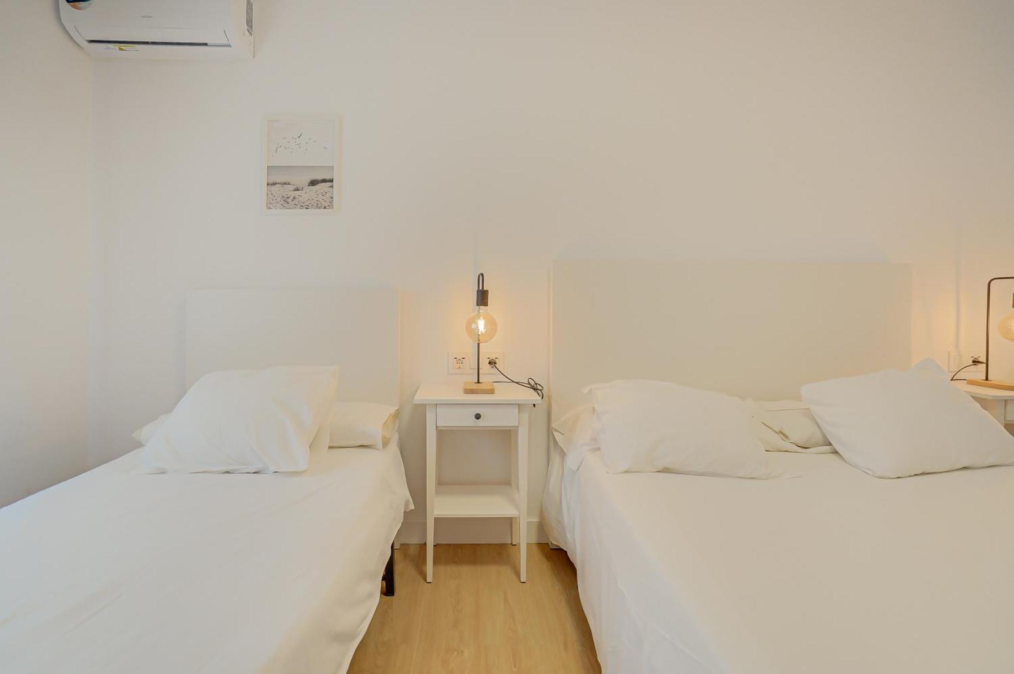 Hostal Y Apartamento Moli De Mar يوريت دي مار المظهر الخارجي الصورة