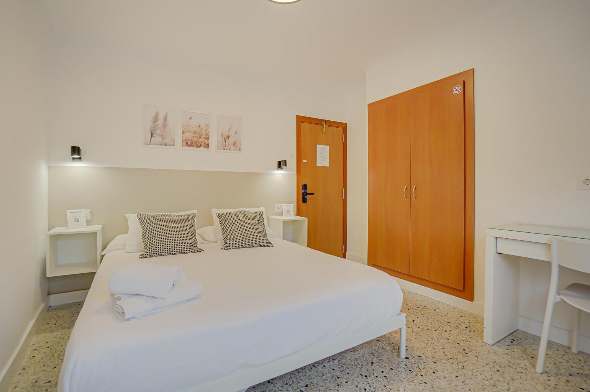 Hostal Y Apartamento Moli De Mar يوريت دي مار المظهر الخارجي الصورة
