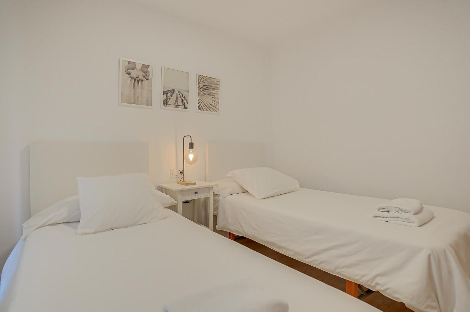 Hostal Y Apartamento Moli De Mar يوريت دي مار المظهر الخارجي الصورة
